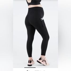 Fabletics PureLuxe High-Waisted Maternity 7/8 Legging